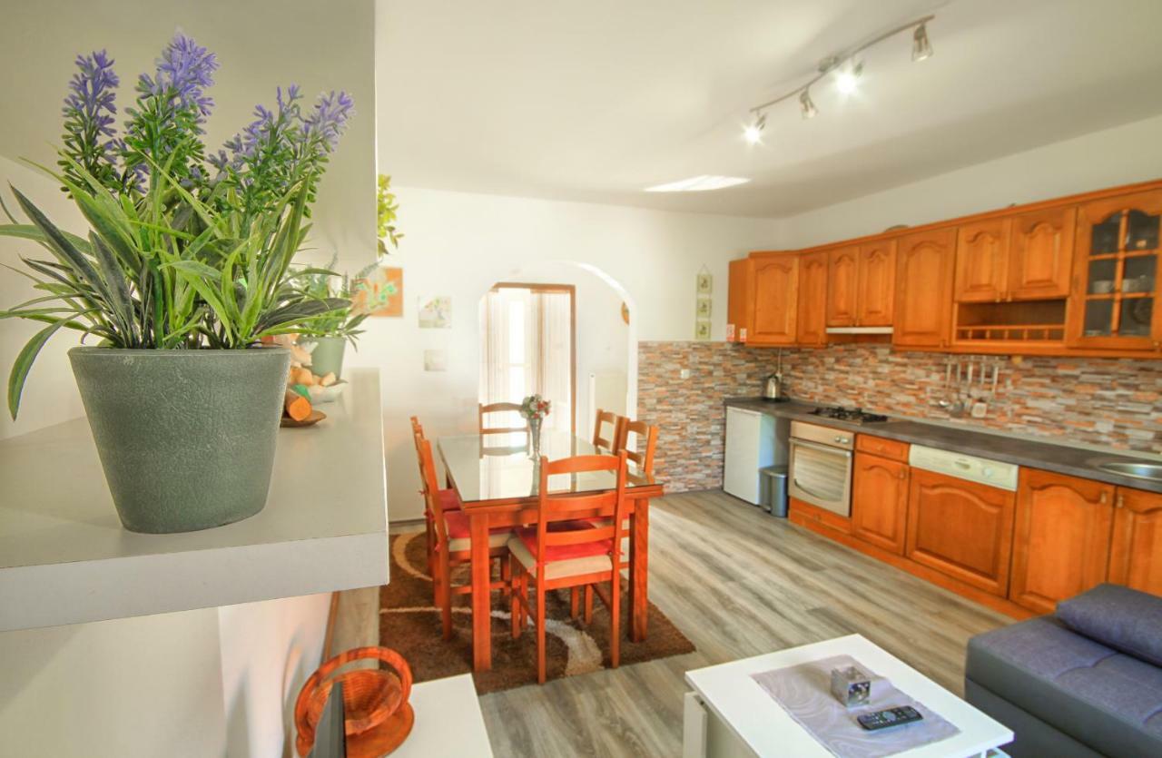 Apartman Katja Rakovica Kültér fotó