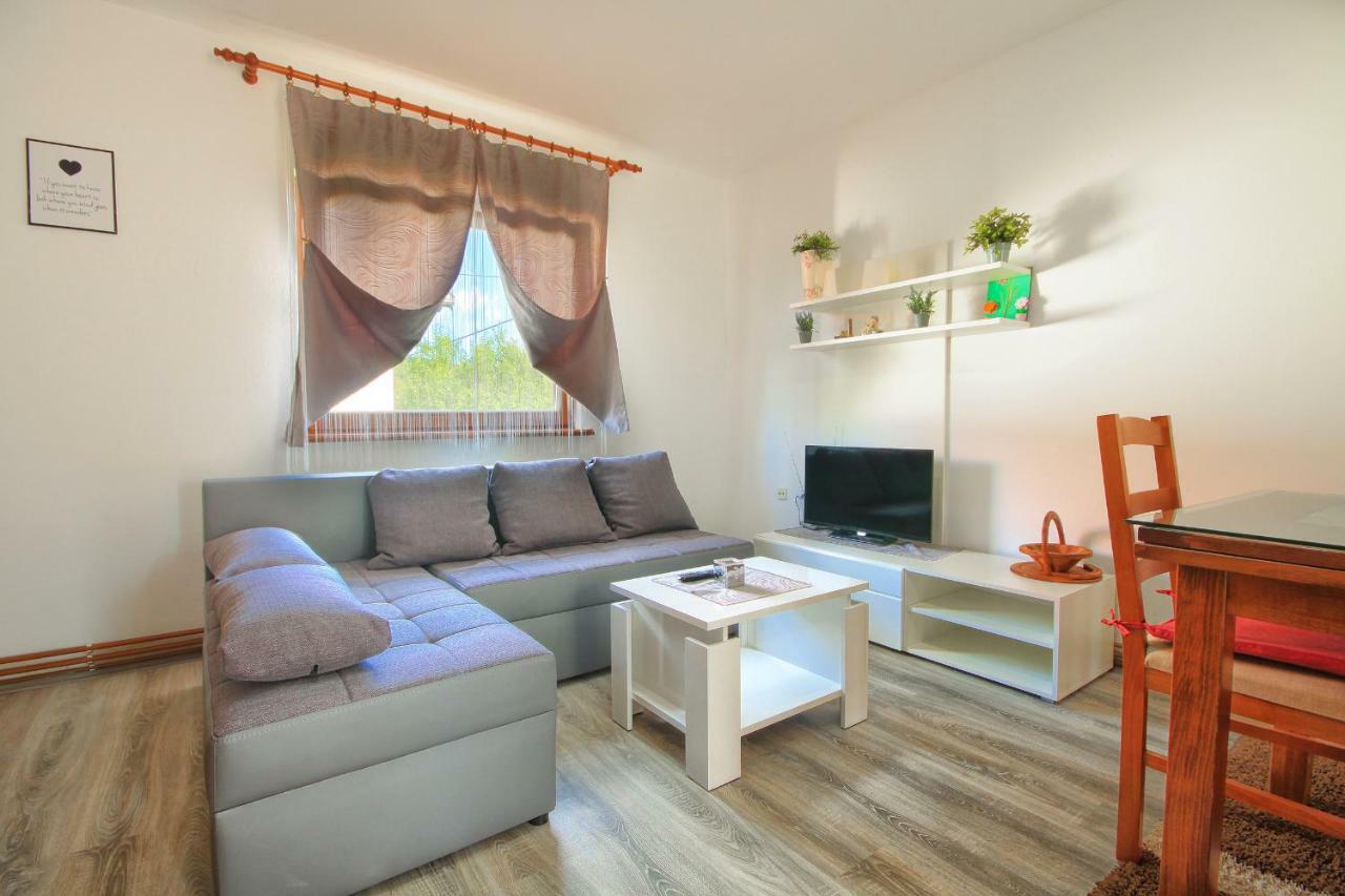 Apartman Katja Rakovica Kültér fotó